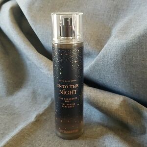 ❣3/25❣  Bath & Body Works INTO THE NIGHT - Fine Fragrance  Mist